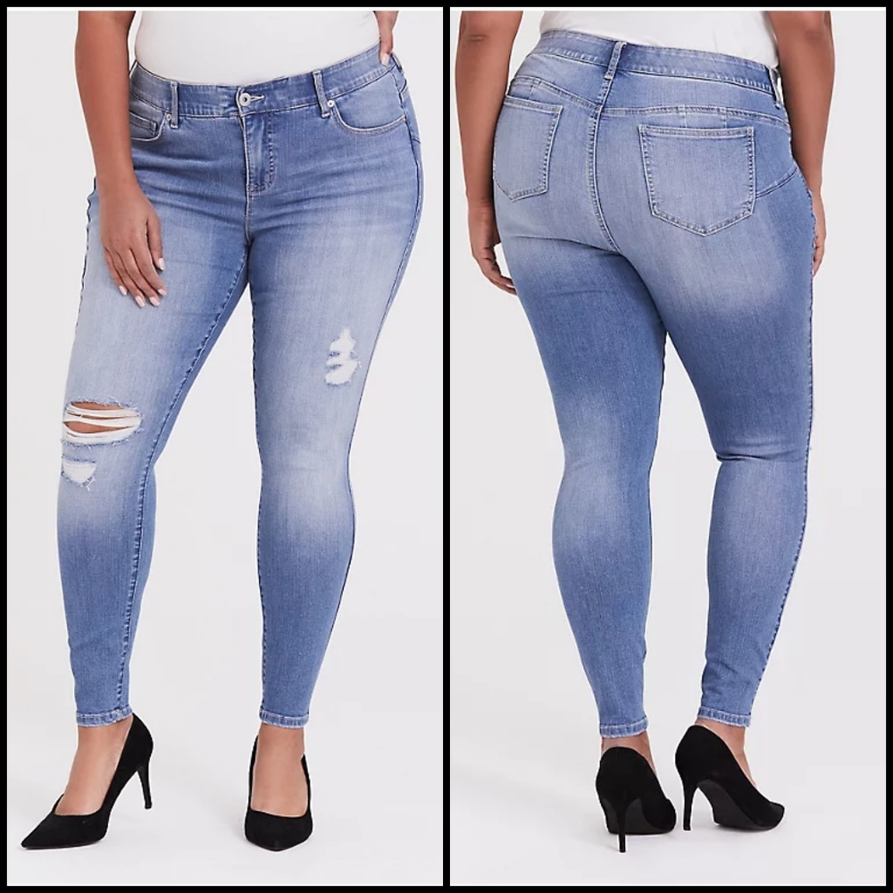Light destressed Skinny Jeans 24R